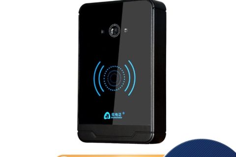 支持 NFC+IC+二维码解锁的联网门禁一体机（AINR200 系列）