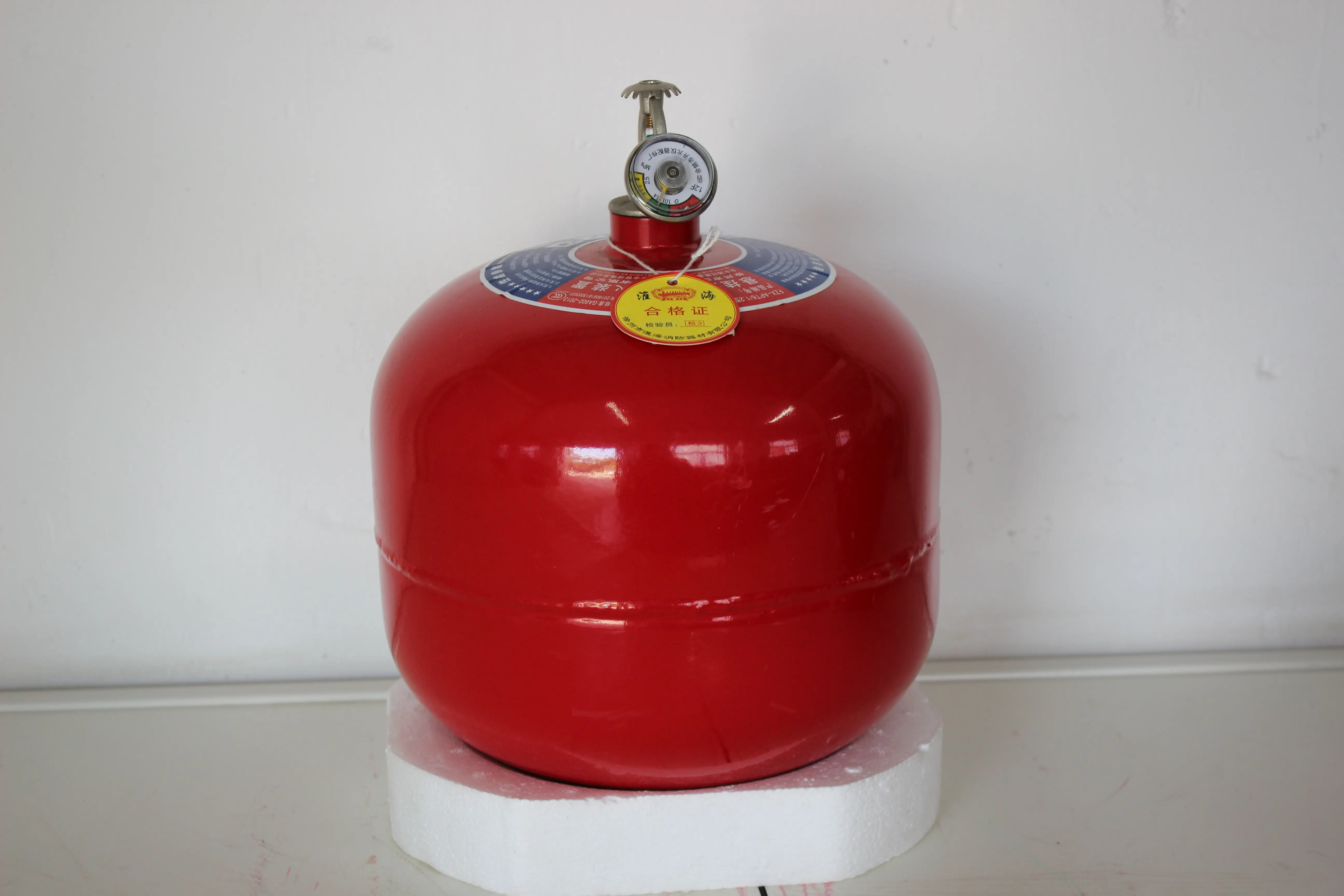 贮压式悬挂式超细干粉灭火器是什么?悬挂式干粉灭火装置